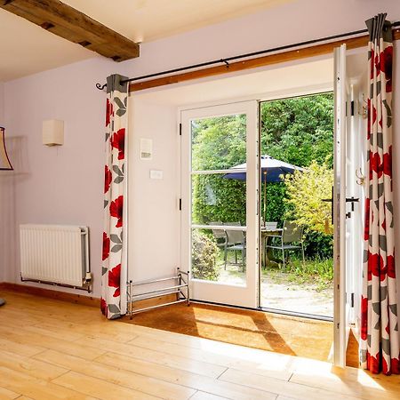 Bramley Cottage Ottery St Mary Buitenkant foto