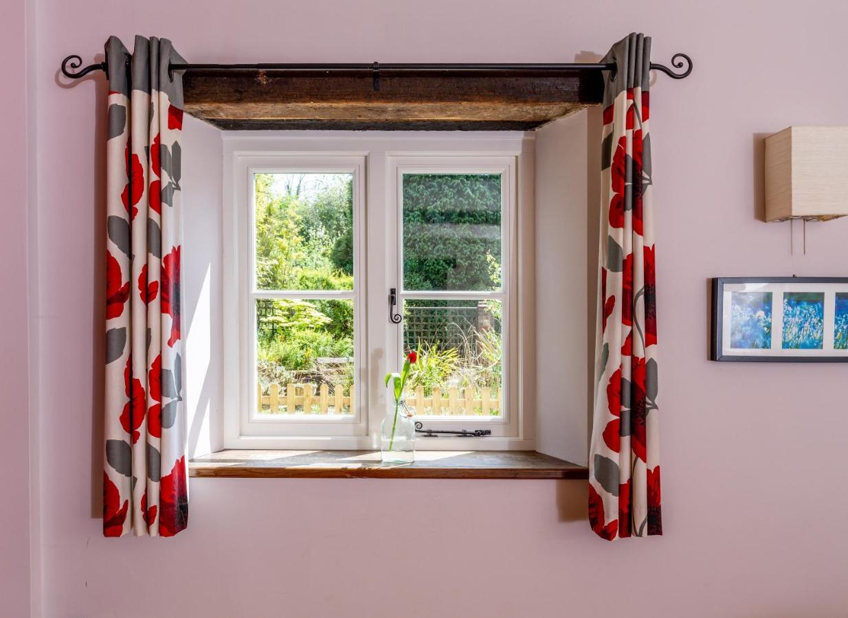 Bramley Cottage Ottery St Mary Buitenkant foto